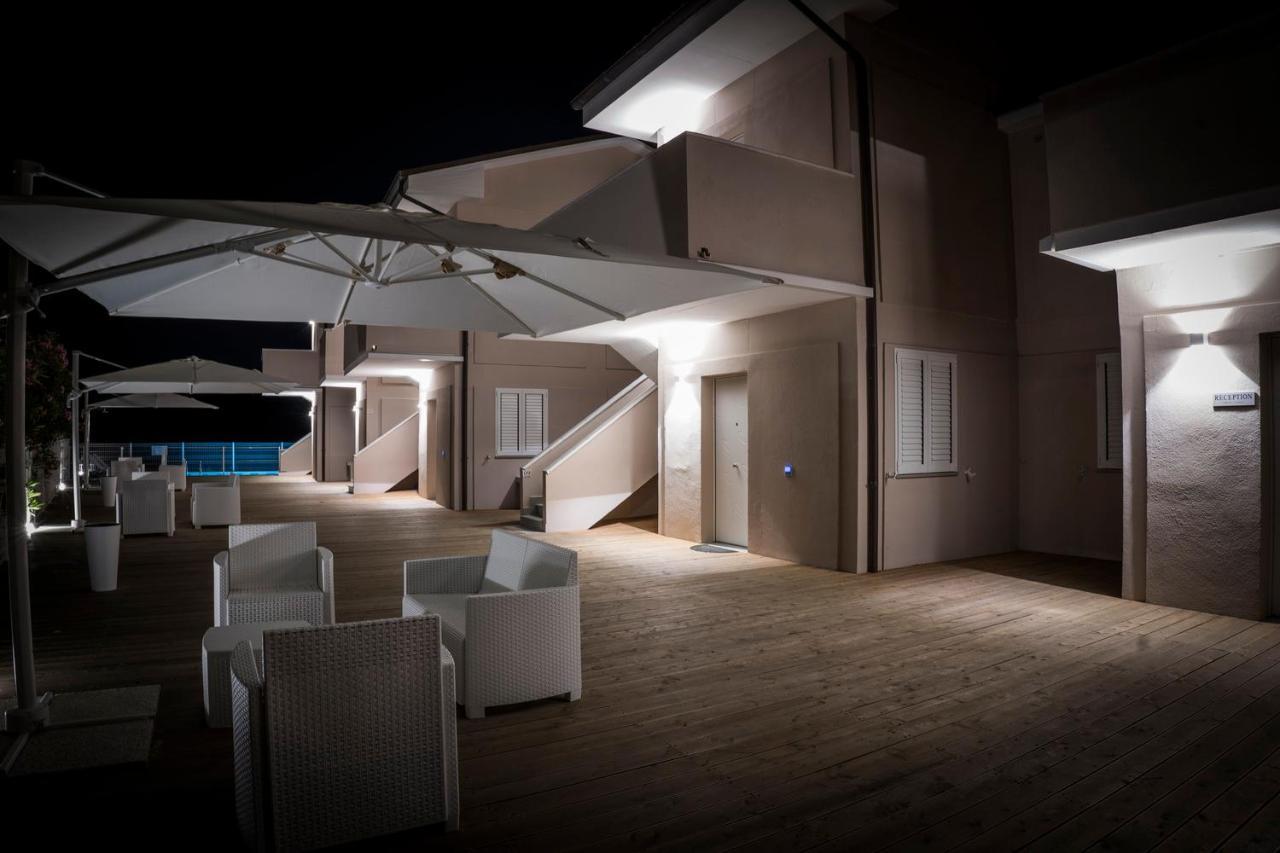 Aparthotel Balconi Del Conero Numana Esterno foto